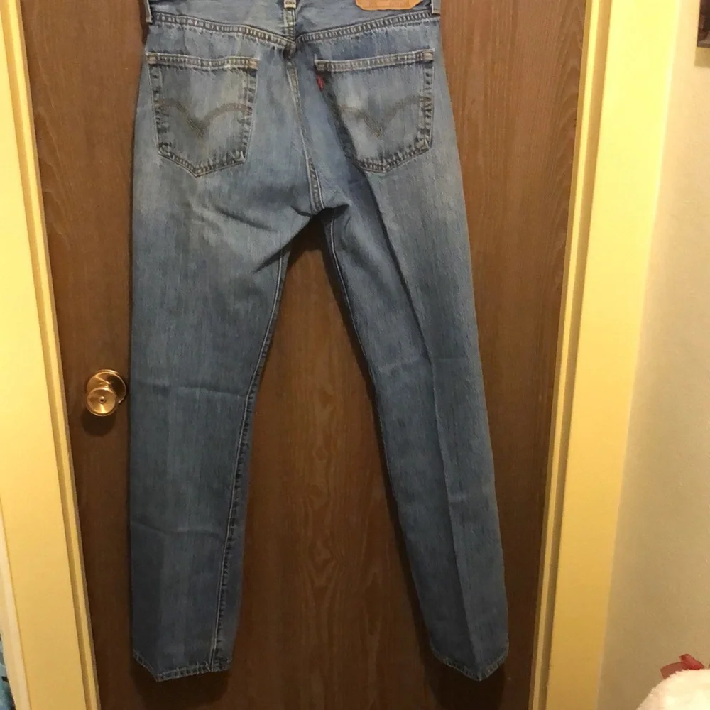 Levi's 501 Jeans Original Button Fly Medium Wash Cotton Straight Leg  34x36